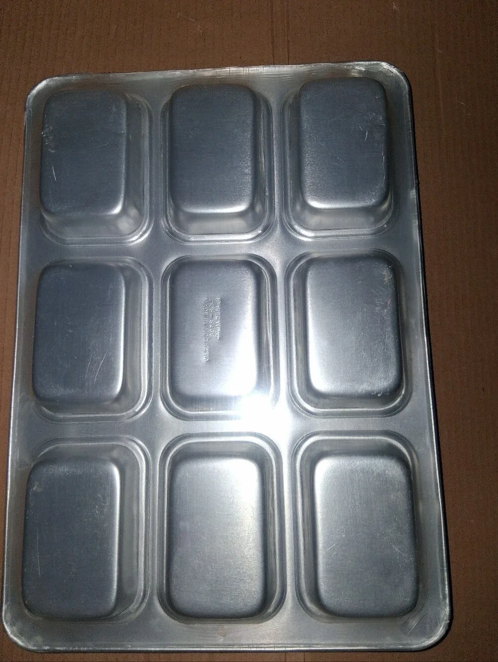 Wilton three cavity
